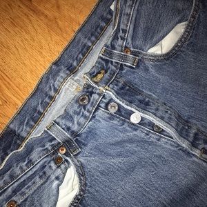 Men’s button fly Levi Jeans